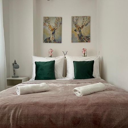 Melody Apartment Красков Екстериор снимка