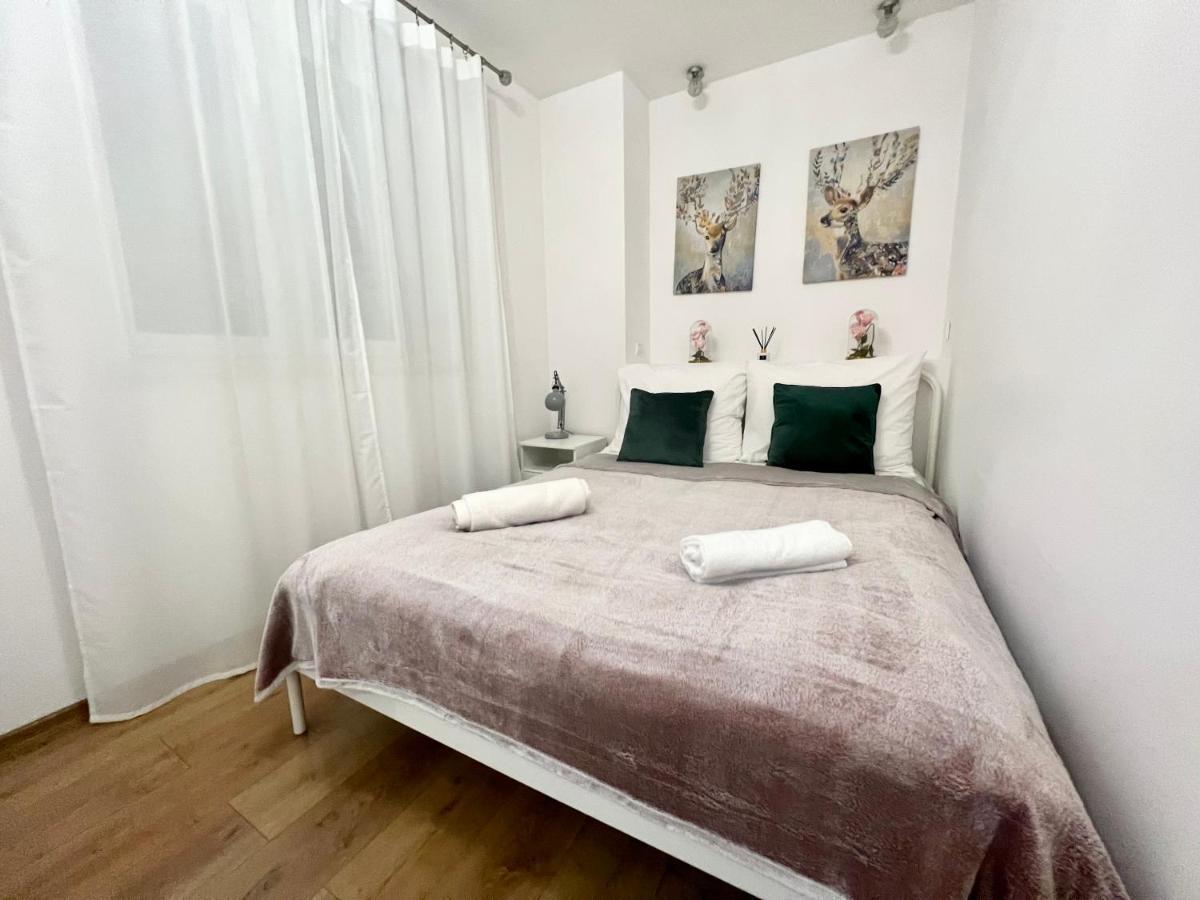 Melody Apartment Красков Екстериор снимка